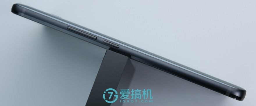 htcu11和u11+选哪个,htcu11+和u12+屏幕哪个好