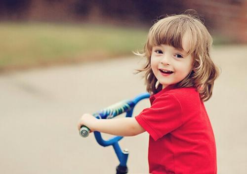 首次提出孤独症概念,首次提出自闭症概念