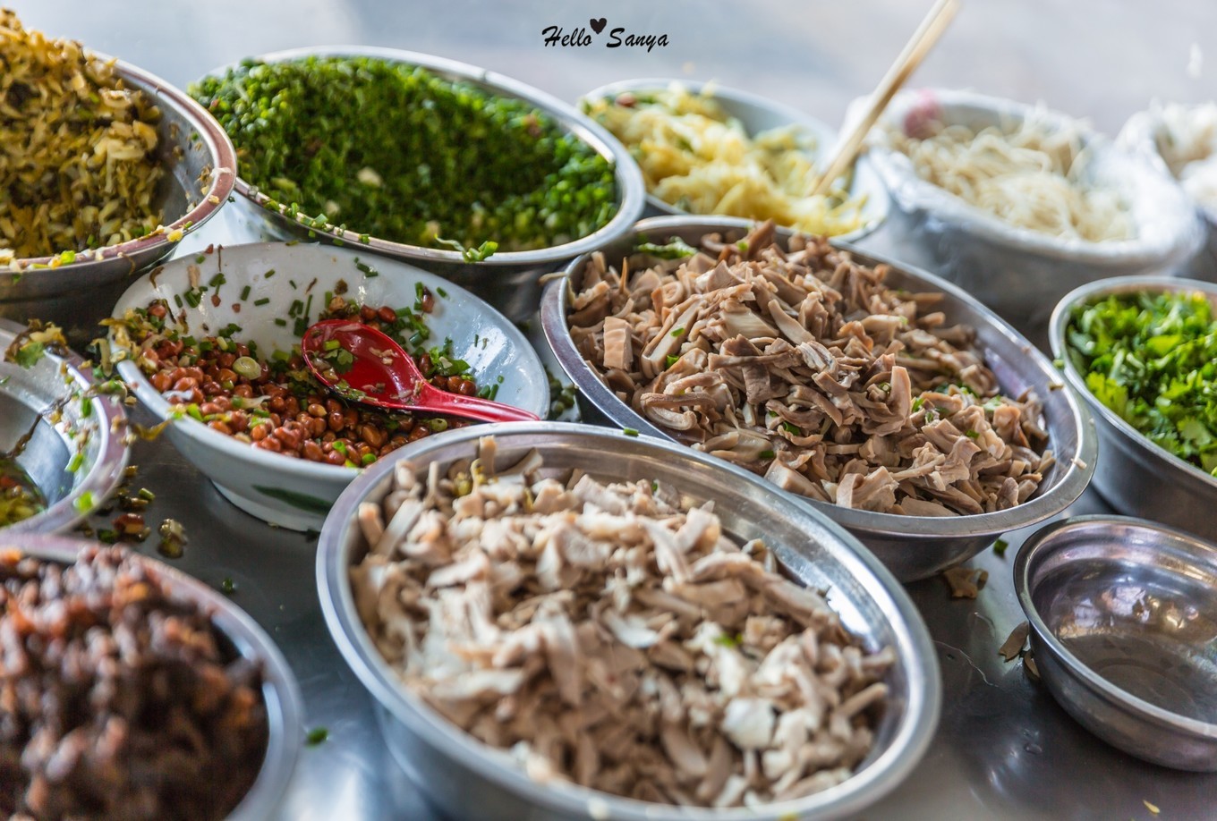 吃货们的福利，春节来三亚，墙裂推荐的特色美食全攻略