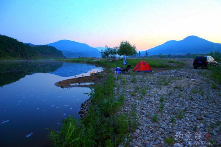 野钓意境图,意境泛舟钓鱼图