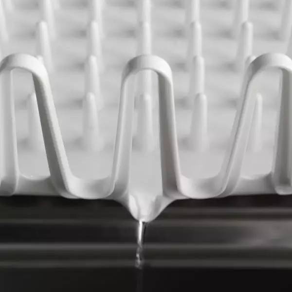 母亲节为妈妈们送上康乃馨,母亲节年年送花可以吗