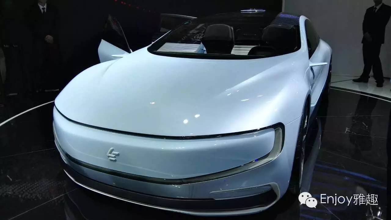 Mr.Why的朋友圈被车展刷屏了（上次欠了你们的老公权志龙，多图慎点）