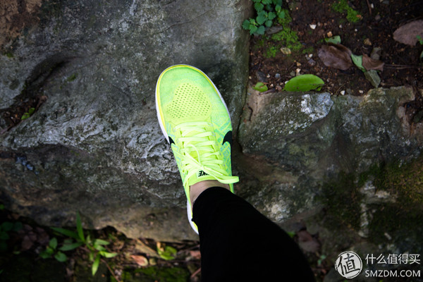 耐克骚粉篮球鞋400元以下,nike第二双鞋