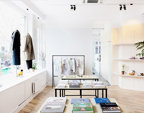 巴黎美食区,巴黎卢浮宫美食城