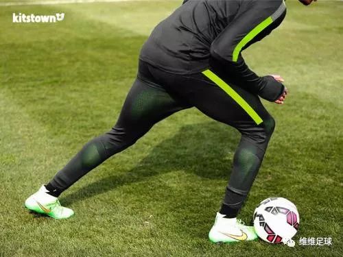 维维足球基本功训练,维维足球4分钟接球训练