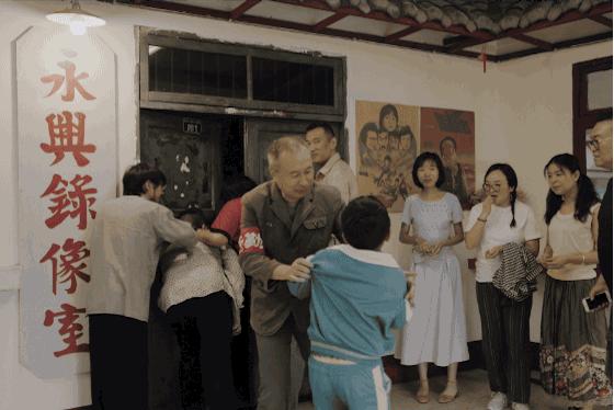 怀念那个没有互联网的年代，1980年的日子，00后看了都想哭！