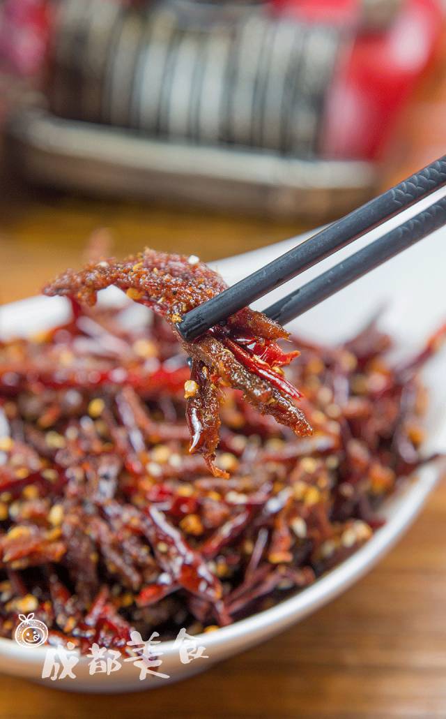 原来好多热门苍蝇馆子的干货，都可以抽真空、当特产带走！