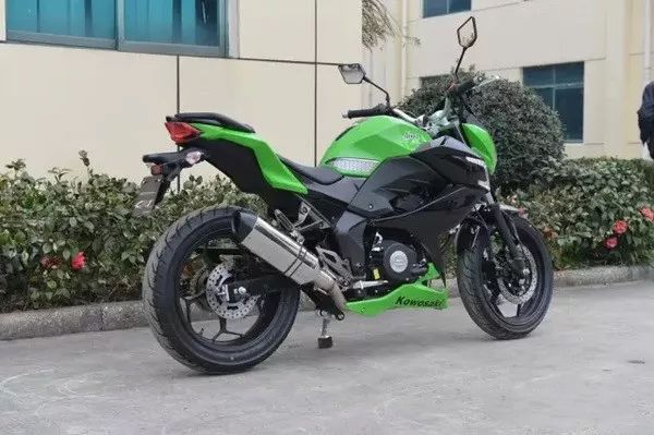 四缸水冷发动机摩托,最强单缸发动机摩托车