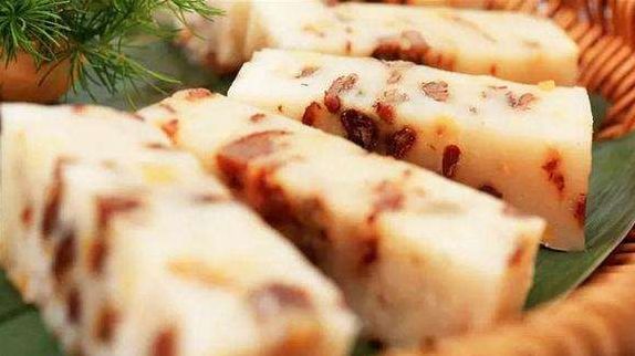 二十三，糖瓜粘，灶王老爷多美言！快过年啦！