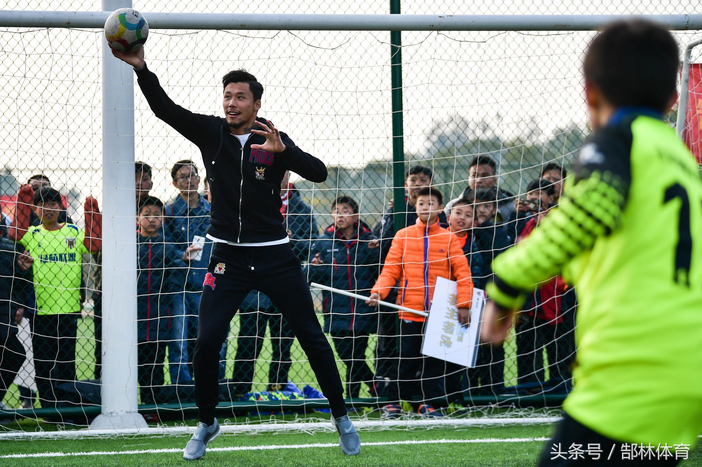 恒大3连胜韦世豪,恒大3大外援