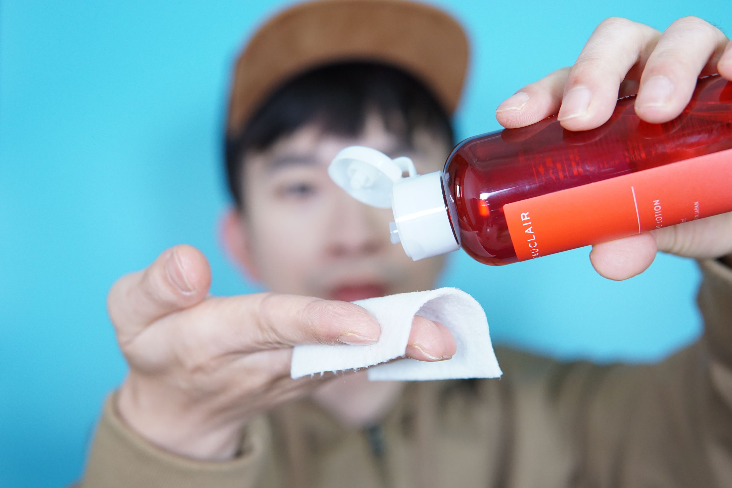 毛孔收敛水的正确使用方法,去完黑头毛孔收敛水