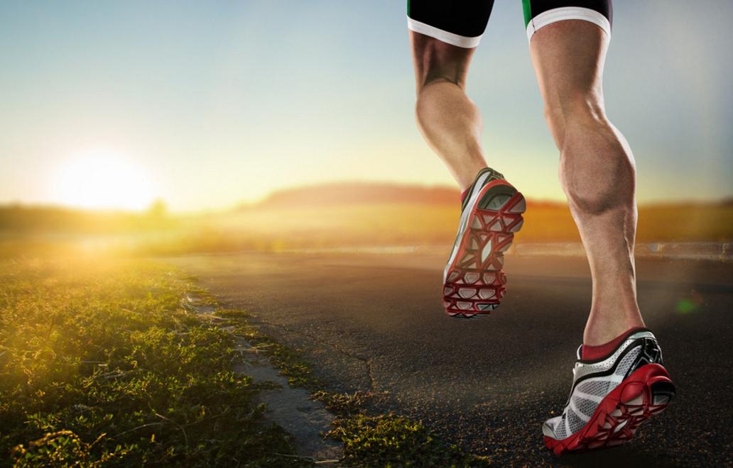 跑步大腿后侧肌肉酸痛吃什么药,跑步大腿靠近膝盖处的肌肉酸痛