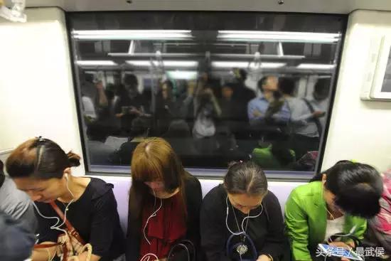 南京地铁上丢东西怎么找回,地铁上丢东西了怎么查