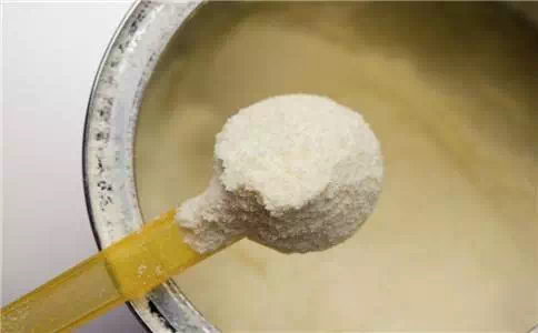 香港扫货须谨慎，勿贪便宜路边看