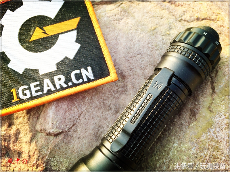 纳丽德ta15手电暴力测试,纳丽德ta15手电