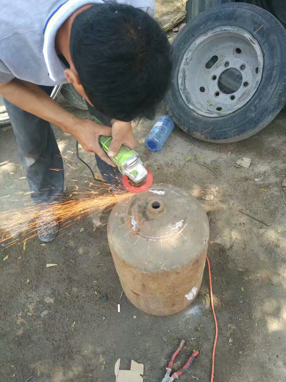 自制烤串炉子的做法,自制烤串炉子尺寸图纸