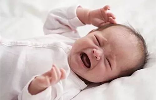 宝宝湿疹用药有讲究！反复发作怎么办？教你八招轻松搞定