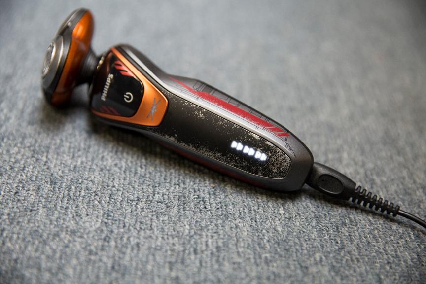 飞利浦剃须刀x5066,飞利浦sw5700剃须刀