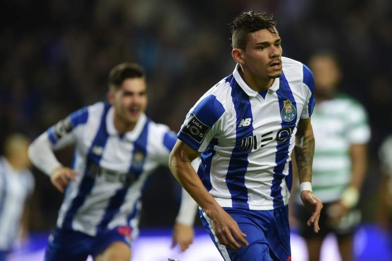 2017-2018利物浦对阵波尔图,00-01赛季联盟杯利物浦vs波尔图