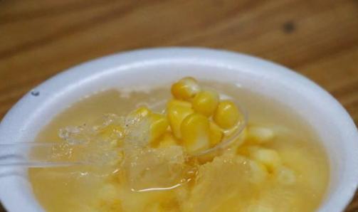 一碗牛杂能在夜市立足几十年,牛杂记忆深处的味道