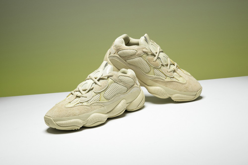 adidaskanye鞋,kanyewestyeezy500穿上舒服吗