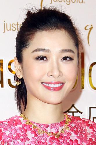 干净清爽“大光明”漂亮额头秀出来