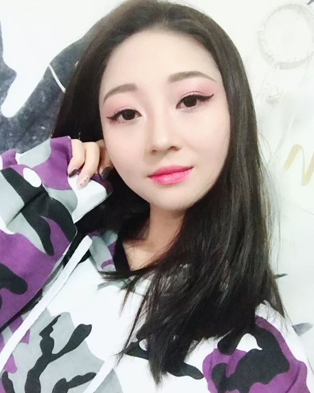 天啊！突击了武汉女人的包后，发现里面居然有……