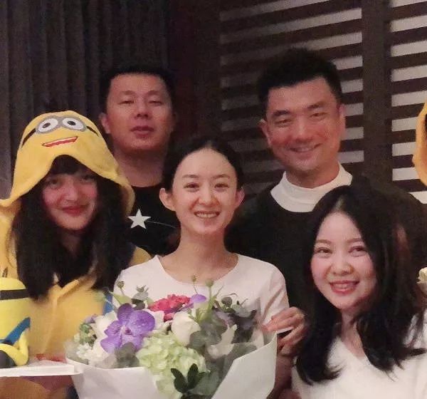 赵丽颖是怎么让脸变薄的,赵丽颖脸是不是有点变了