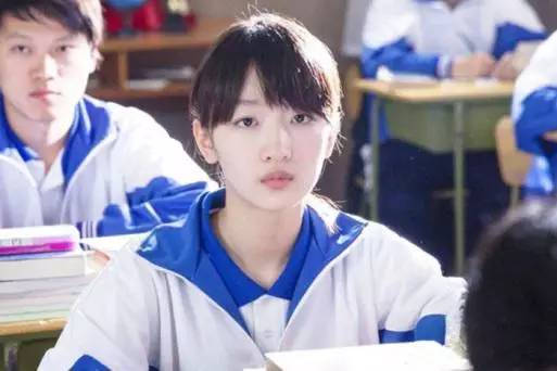 《那年青春我们正好》热播，原来流行这样的学生妆