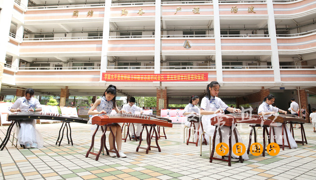 师生办社团活动开放日展示特长