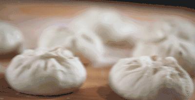 中国哪里的包子最好吃？广东叉烧包、天津狗不理、上海小笼包、成都韩包子、开封灌汤包、扬州三丁包……