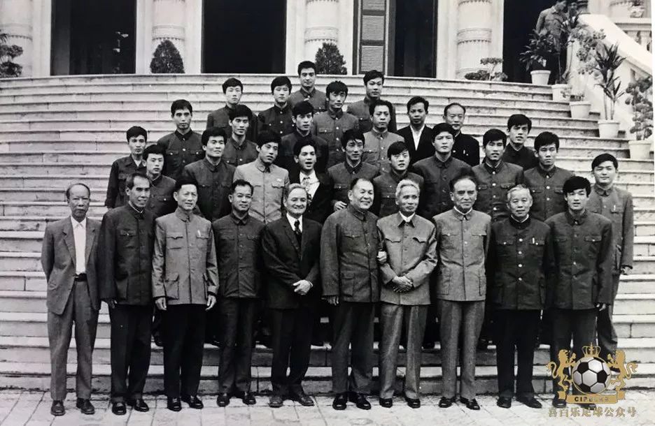 津门足坛双百颂孙建军,津门足坛双百颂书籍