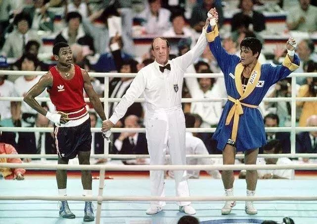 1986拳击比赛,世界锦标赛拳击黑哨