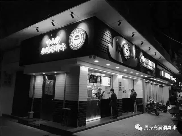 加盟奶茶店靠谱成本低,怎么低成本加盟奶茶店