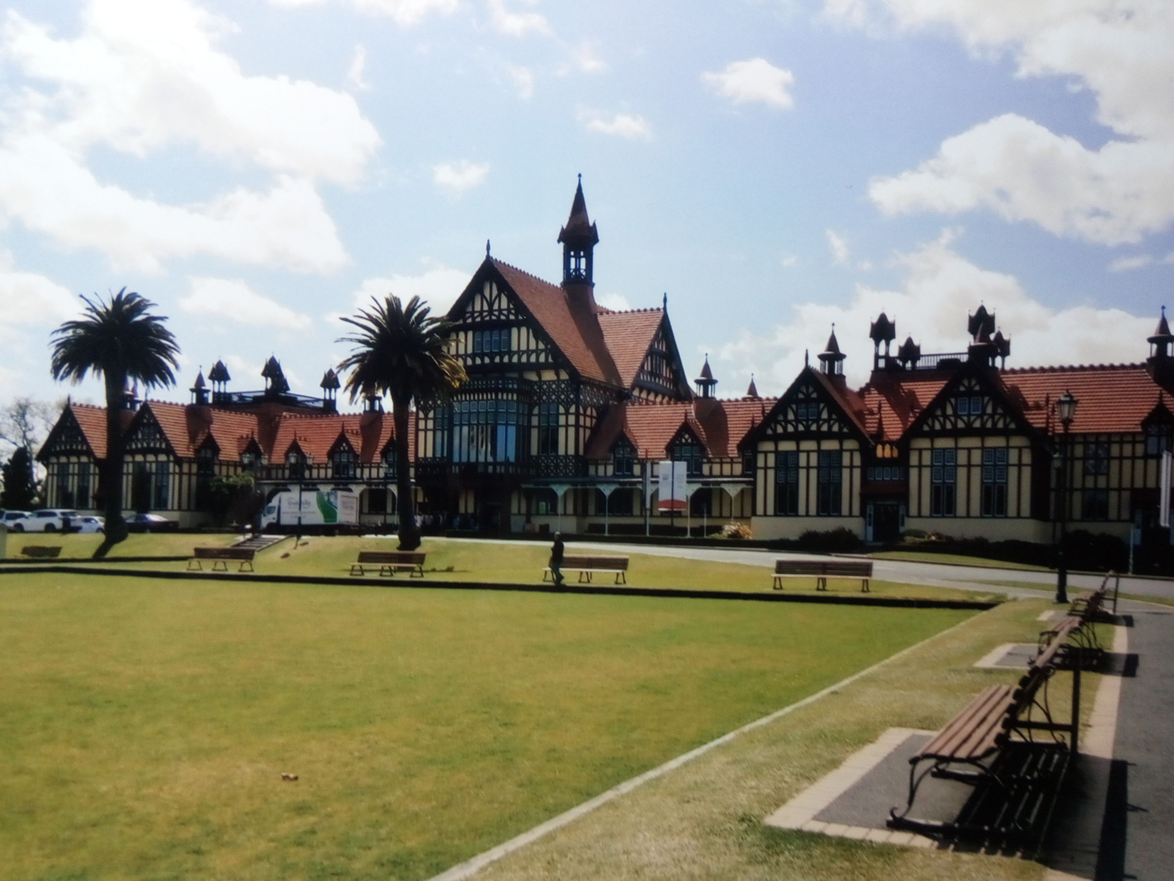 婢虫柊浜屾湡,婢虫柊鍗楀寳宀涙槸鍝袱涓矝