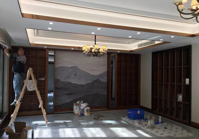 在房间装个滑梯吵到楼下邻居,老公在卧室做滑梯