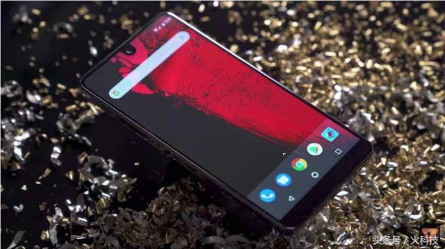 老罗评论安卓之父,老罗加持的手机