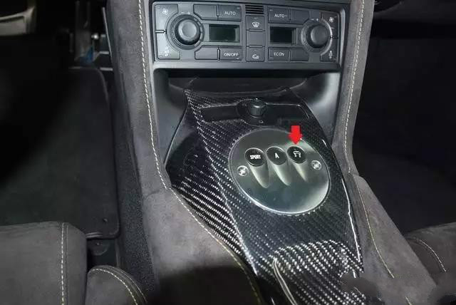 兰博基尼小牛盖拉多视频,兰博基尼