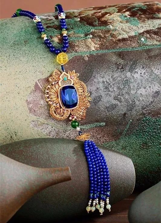 专柜戒指掉钻,专柜买的钻戒奢侈品掉钻