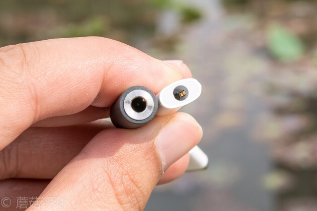 在3.5mm纷纷阵亡的当下，一款靠谱的Type-C转3.5mm或许是唯一稻草