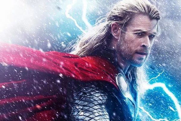 美国歌手甜茶和霉霉,霉霉跟甜茶同台