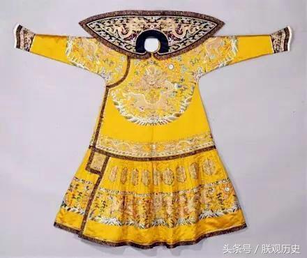 慈禧的朝珠有多少,慈禧佩戴东珠朝珠