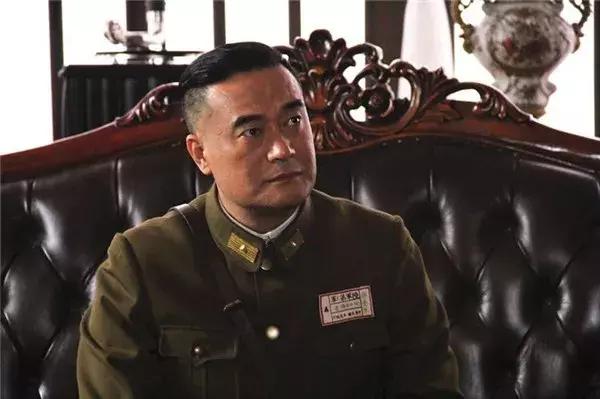 武林外史白飞飞为什么毁朱七七容,武林外史朱七七为什么救白飞飞