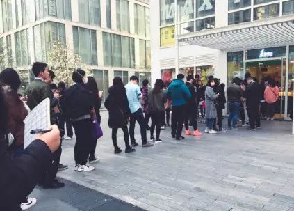 排队一小时吃个网红饭,排队三个小时的美味