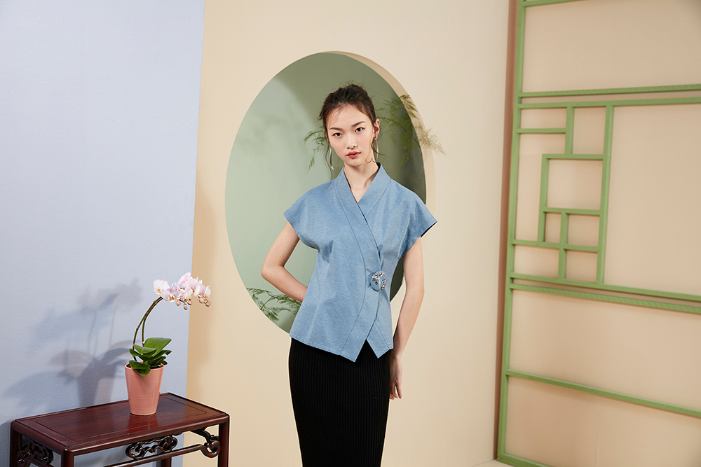 纯棉面料的衣服优缺点有哪些,纯棉面料衣服的优缺点