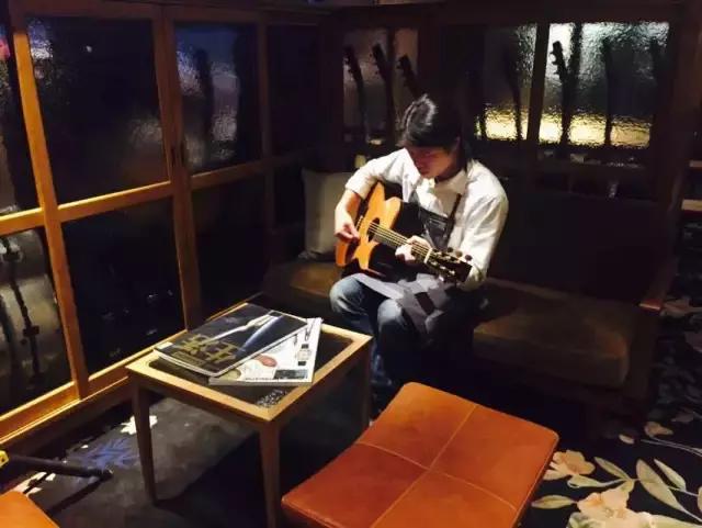 还在星爸爸%arabica排队?魔都还有这些超嗲主题咖啡馆等你拔草