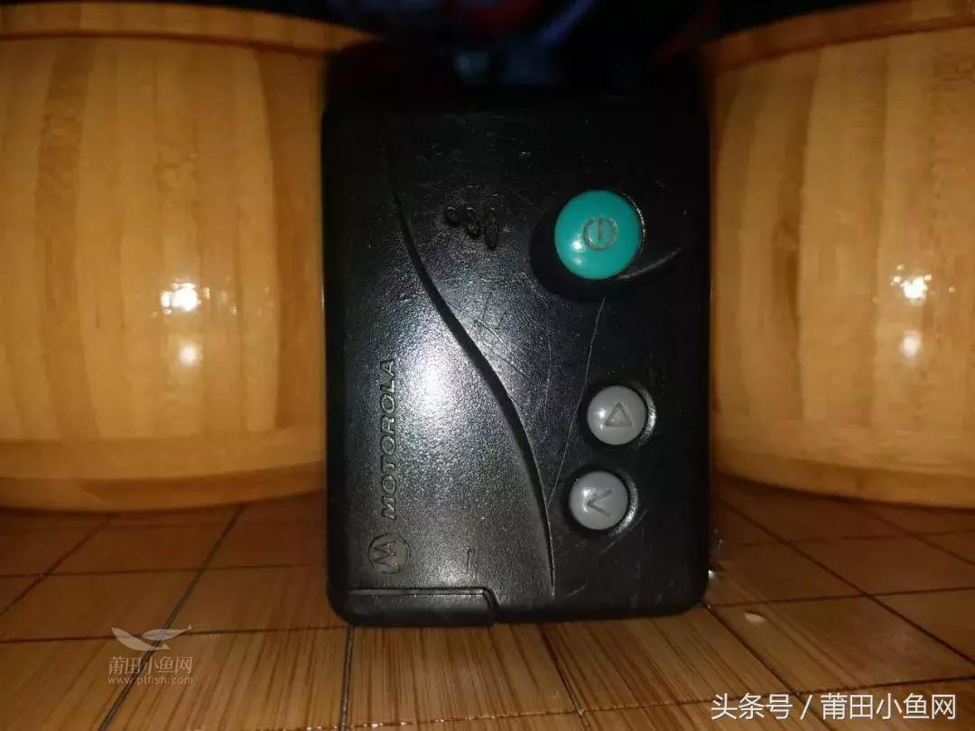叔叔阿姨们,还记得当年风靡一时的传呼机吗?