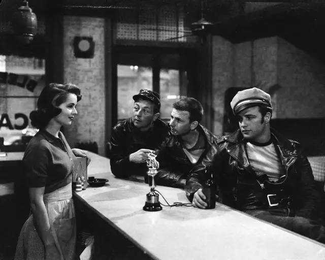 麦瑟尔夫人穿搭风格,了不起的麦瑟尔夫人怎么看