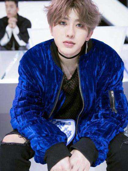 justin范丞丞蔡徐坤合作舞台,范丞丞蔡徐坤黑白