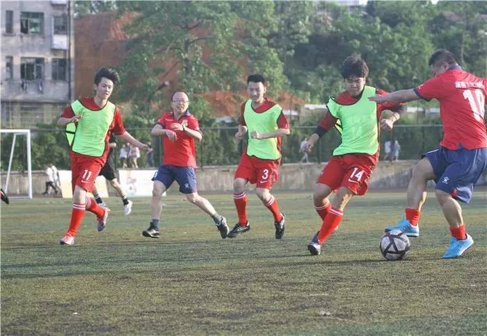 校园8人制足球比赛,清英杯校园足球联赛